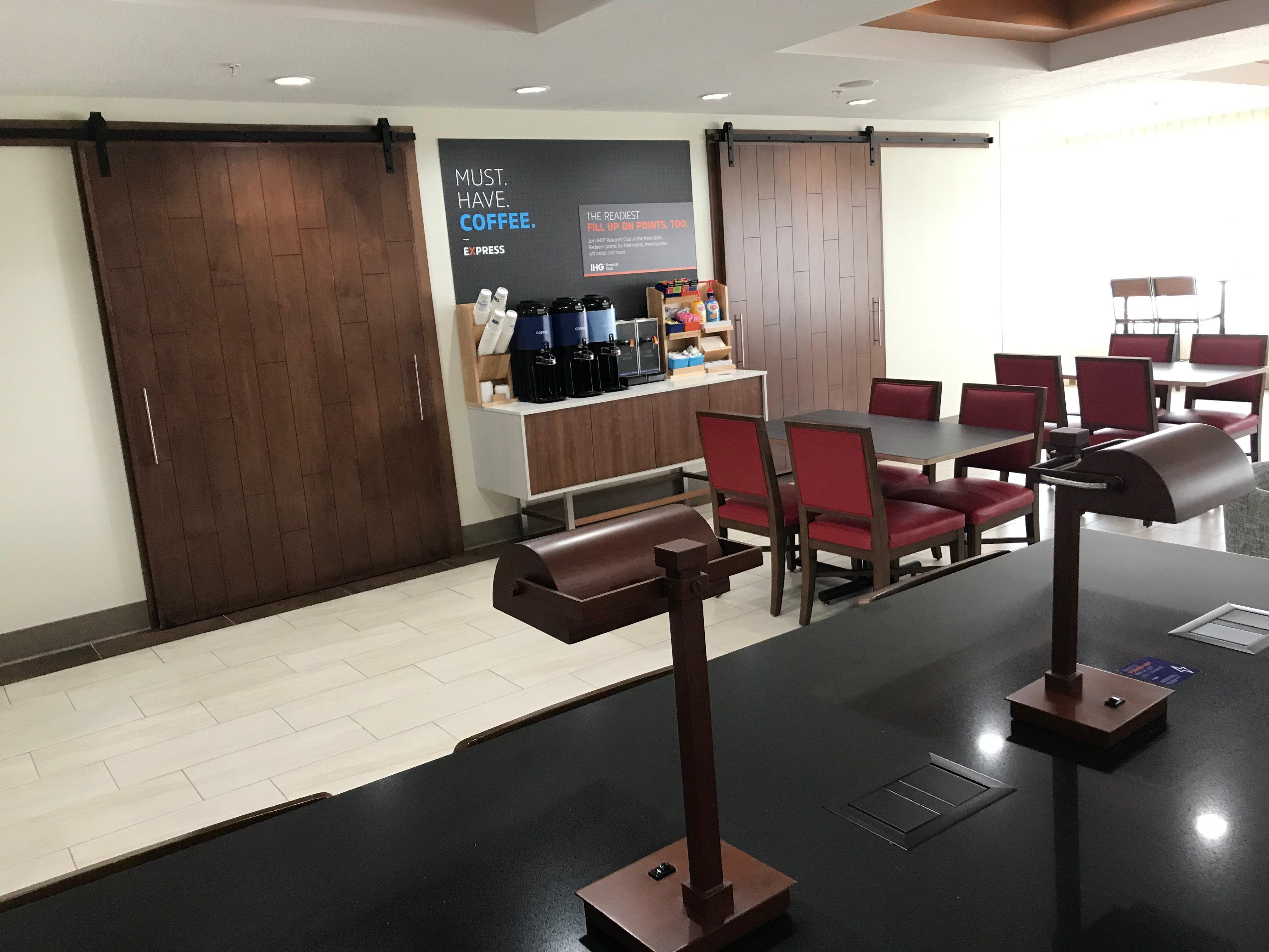Holiday Inn Express Orlando - South Davenport By Ihg Exterior foto